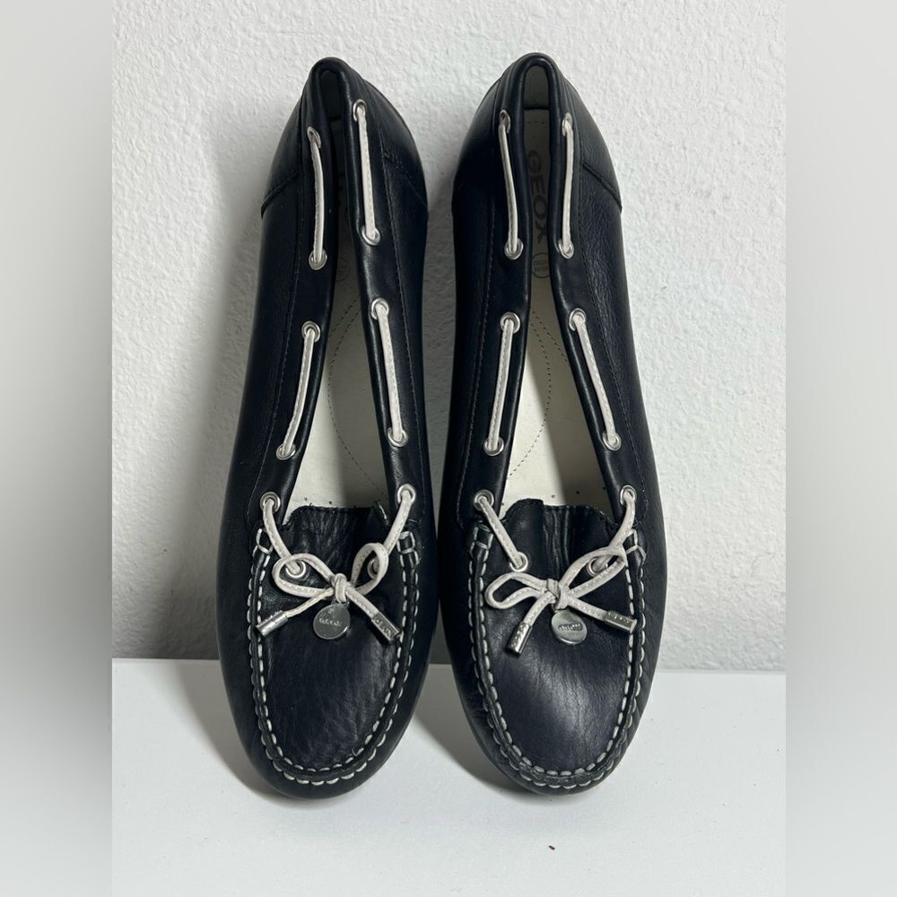 GEOX Women’s Flat Loafers Size 11